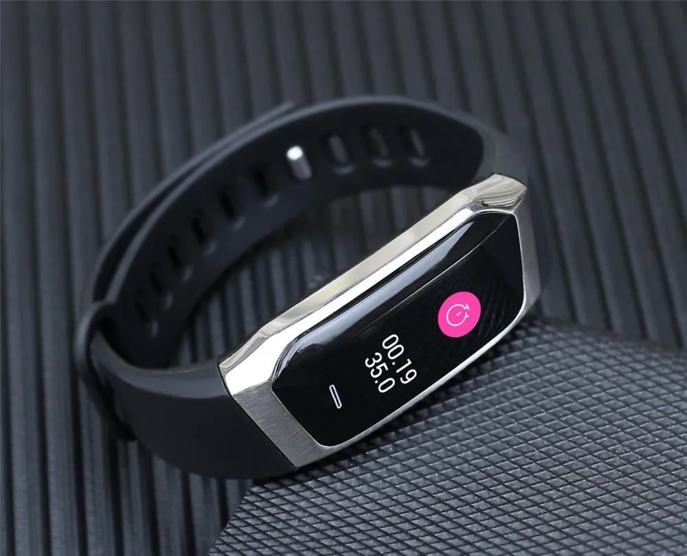 E18 Smart Band - Heart Rate Monitor, Sport Bracelet IP67 Waterproof Fitness Tracker